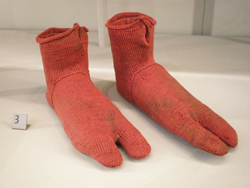 800px-BLW Pair of socks